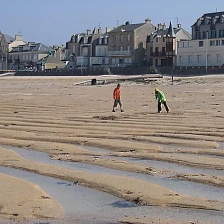 Johnson's House Les Pieds Dans L'eau Saint-Aubin-Sur-Mer (Calvados)