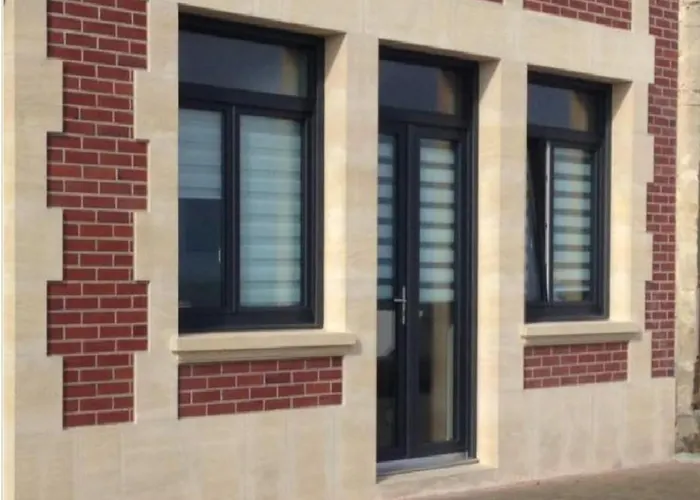 Johnson's House Les Pieds Dans L'eau